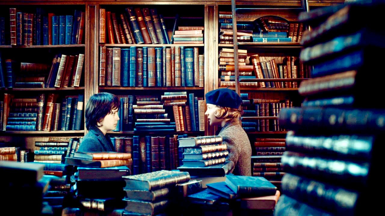 plaisir lire rayons encombrés