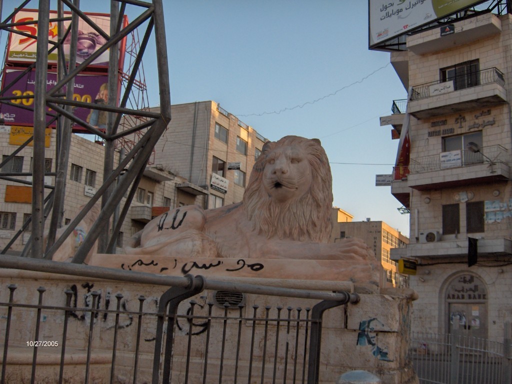 mathilde vermer : un lion dans ramallah